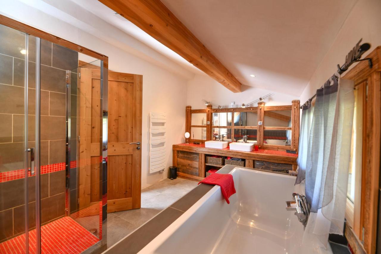 Vielyterra - Chalet Haut De Gamme - Domaine Du Mont Blanc แซ็งต์-แฌร์เวส์-เลส์-แบ็งส์ ภายนอก รูปภาพ