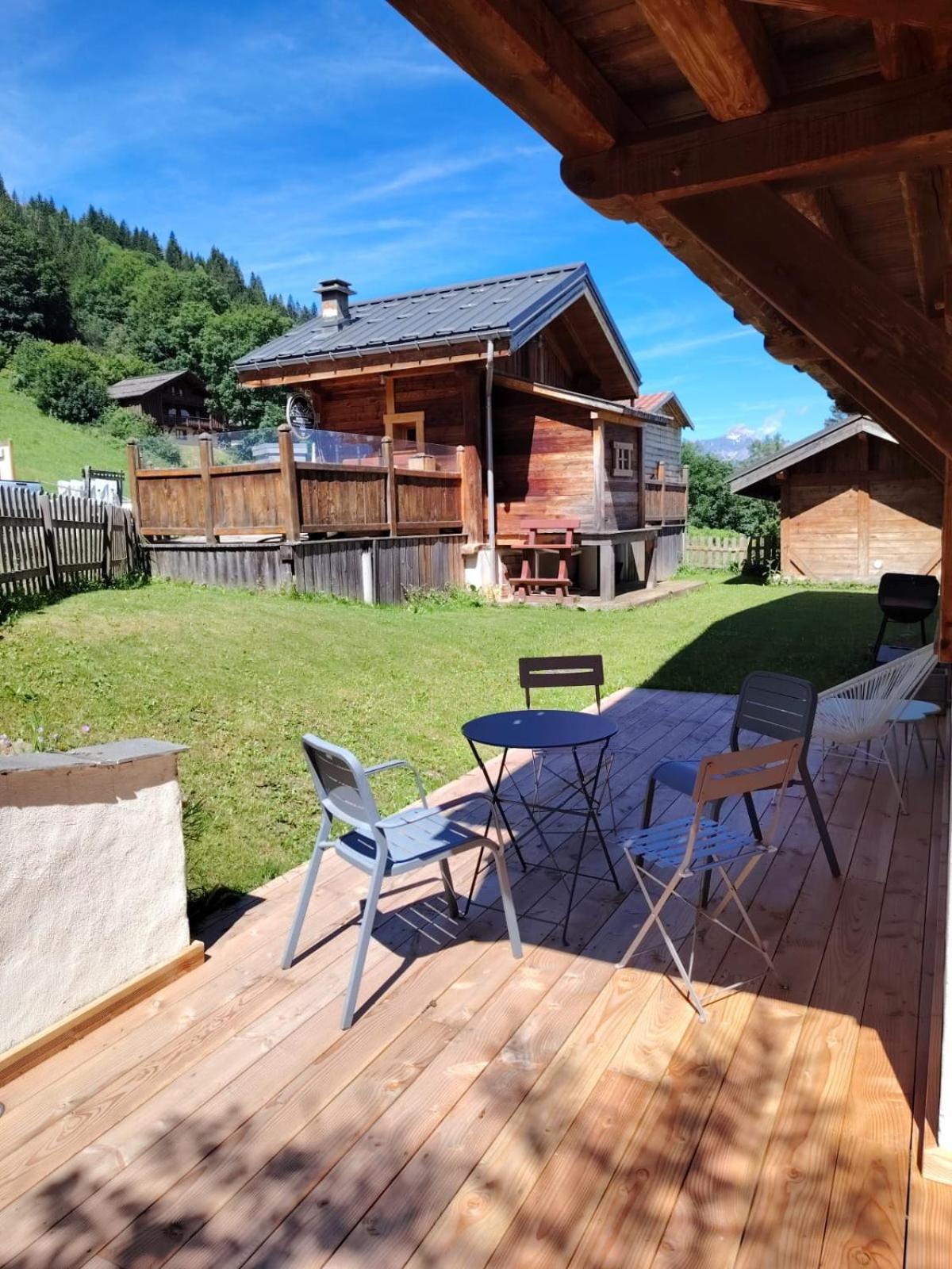 Vielyterra - Chalet Haut De Gamme - Domaine Du Mont Blanc แซ็งต์-แฌร์เวส์-เลส์-แบ็งส์ ภายนอก รูปภาพ